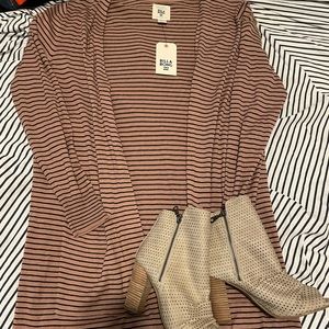 Billabong-NWT- women’s tan&black striped cardigan